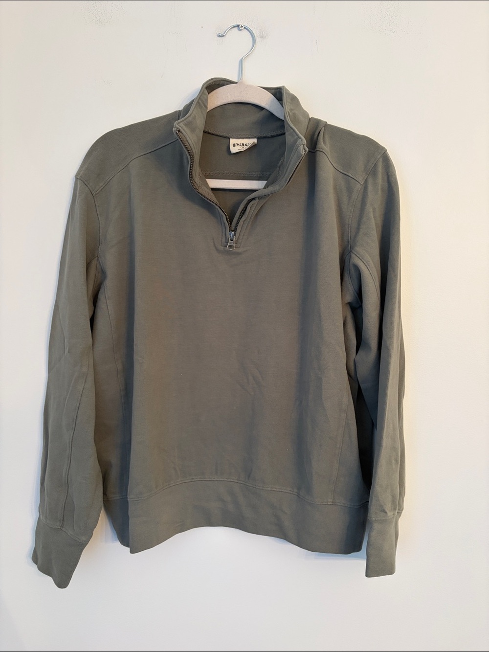Pact Women's Olive Green Quarter Zip-Up Sweatshirt Size Medium NWOT